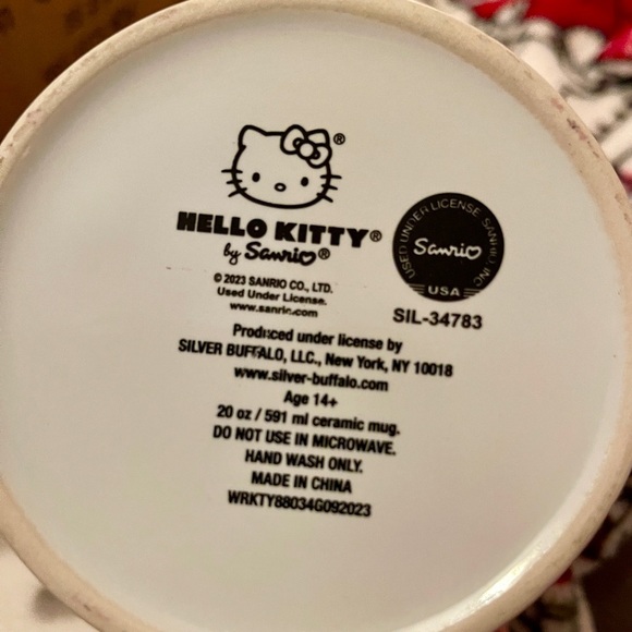 HELLO KITTY Valentine Love Script Sanrio 🩷❤️ Ceramic Coffee Mug NEW 20oz - Picture 7 of 7